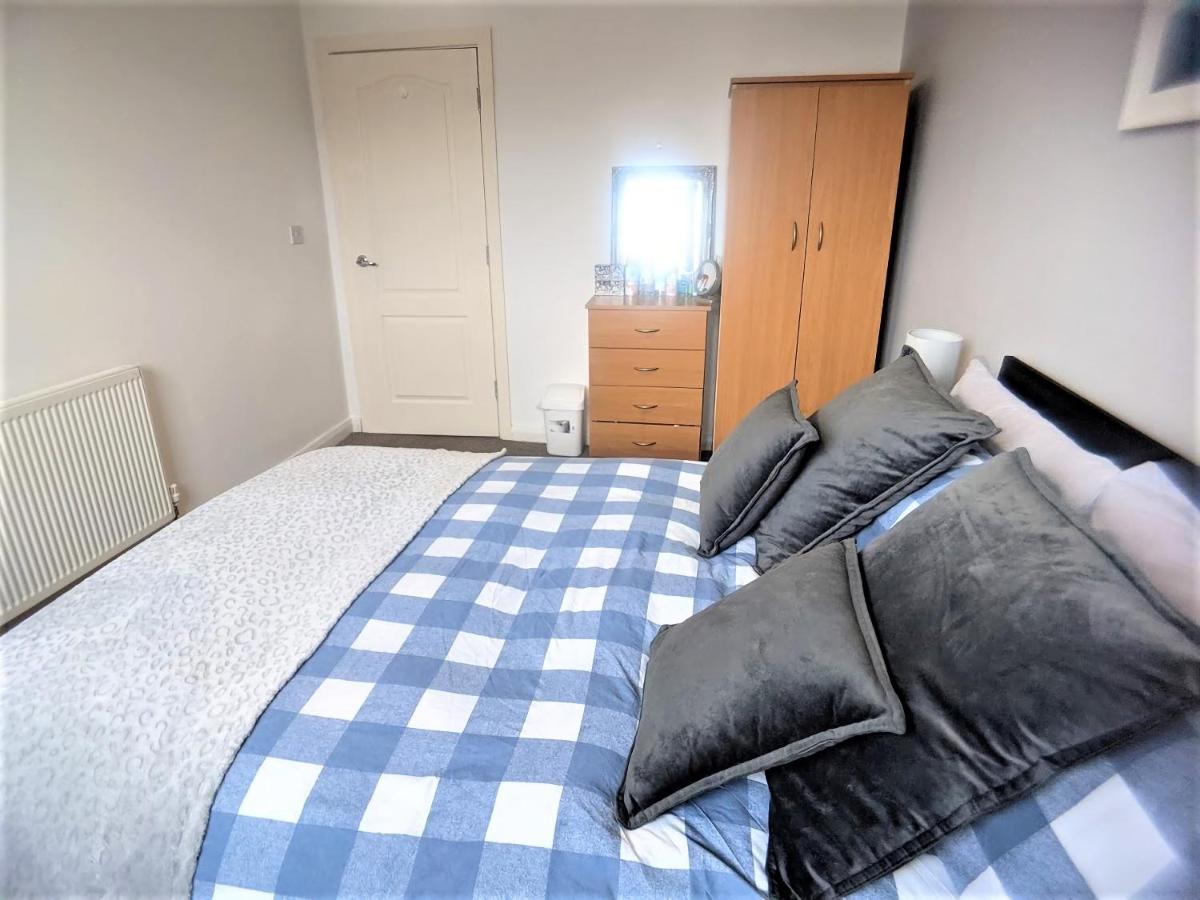 Large 3 Bedrooms In Liverpool City Centre, Free Parking Exterior foto